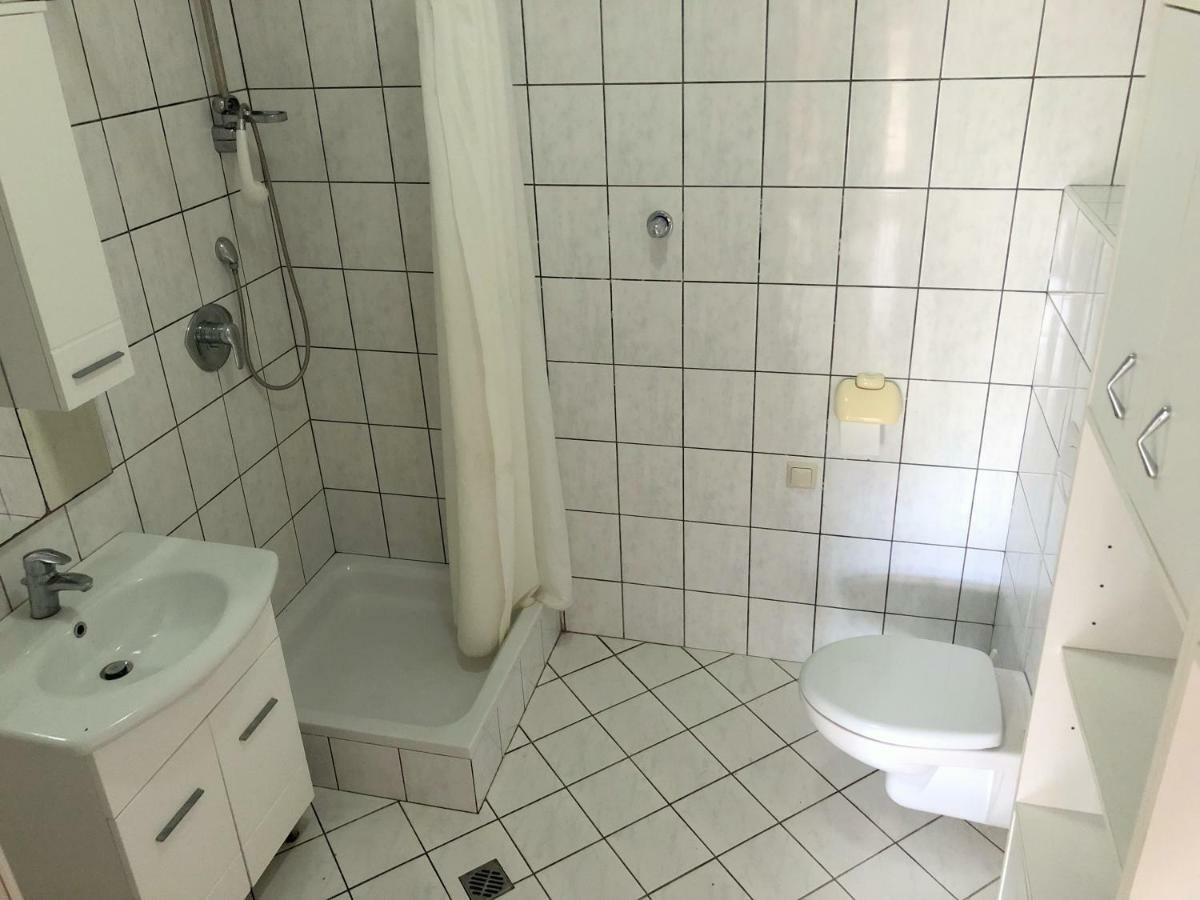 Guesthouse Vila Ruzmarin Ždrelac Buitenkant foto